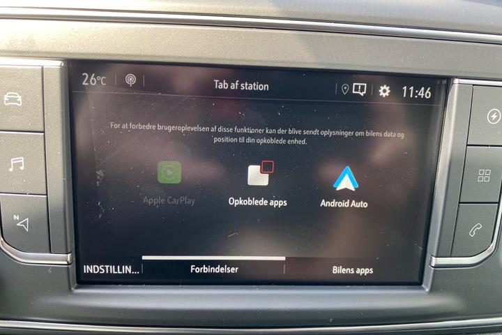 Hvid Opel Vivaro-e fra 2024
