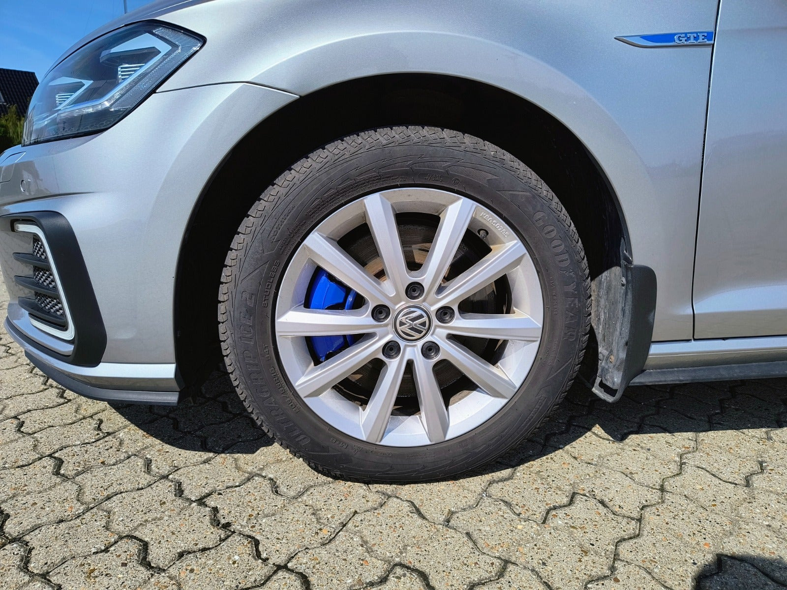 Sølv VW Golf VII fra 2020