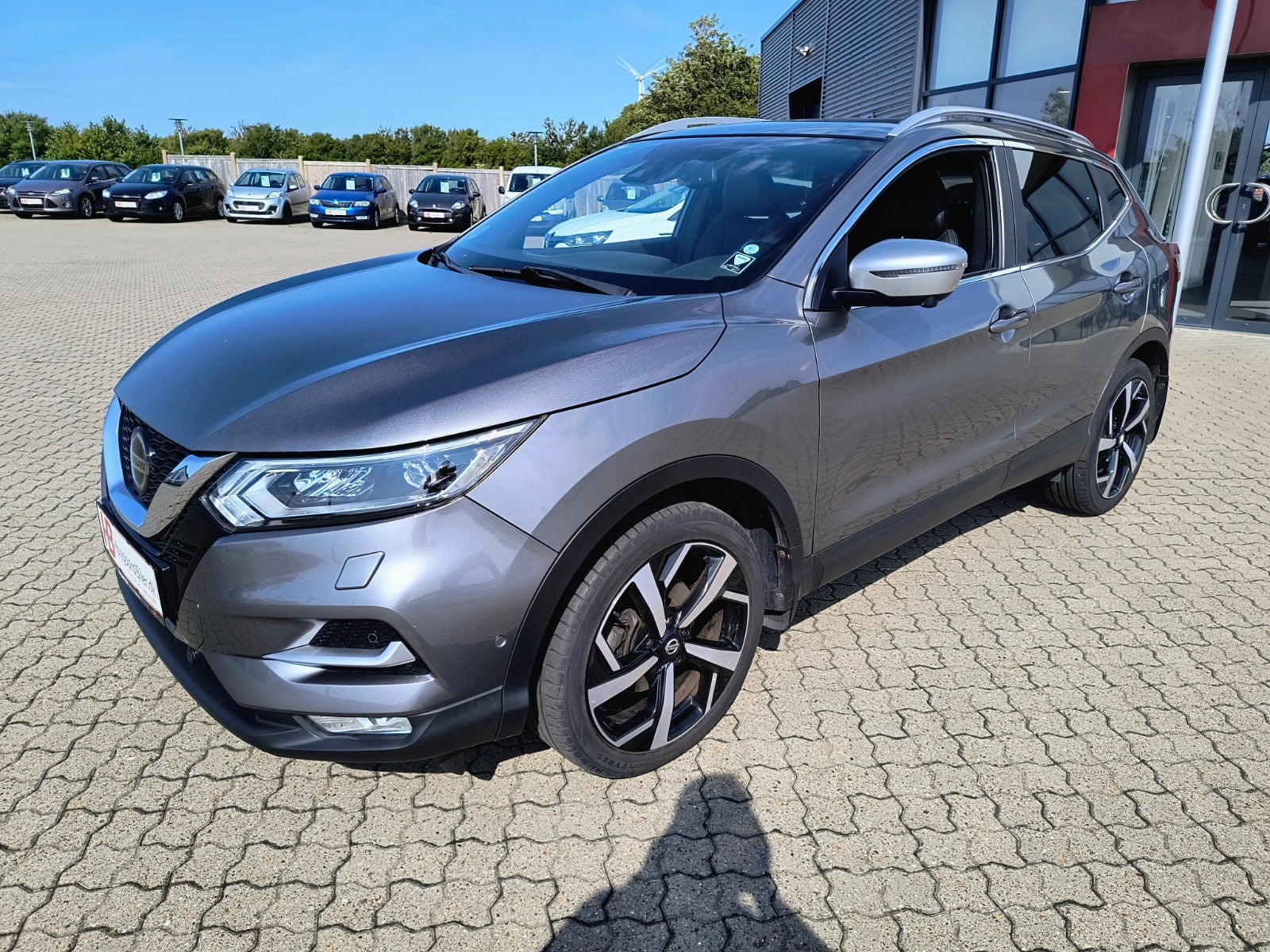 Grå Nissan Qashqai fra 2018
