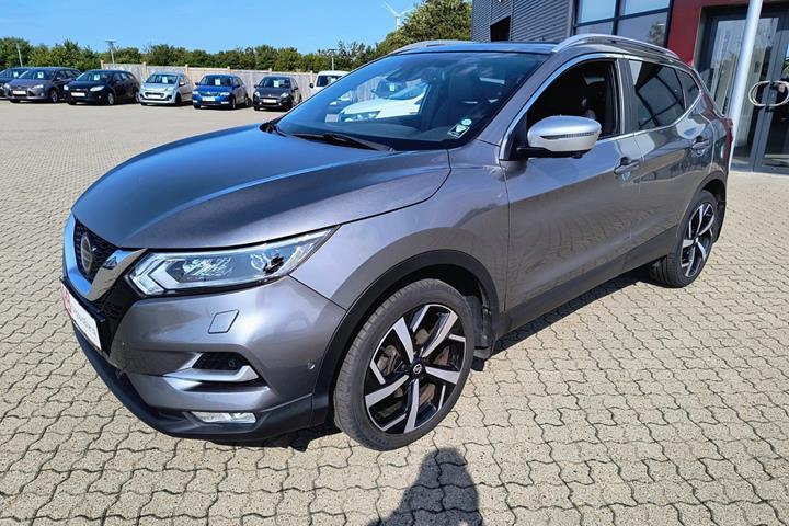 Grå Nissan Qashqai fra 2018