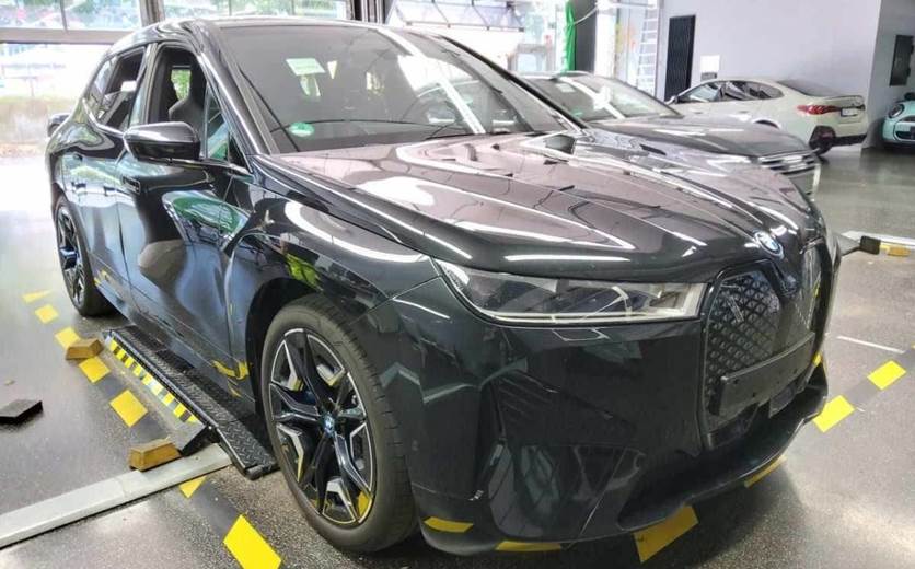 BMW iX xDrive40 Sport