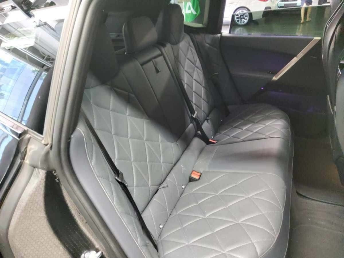 Sort BMW iX fra 2023