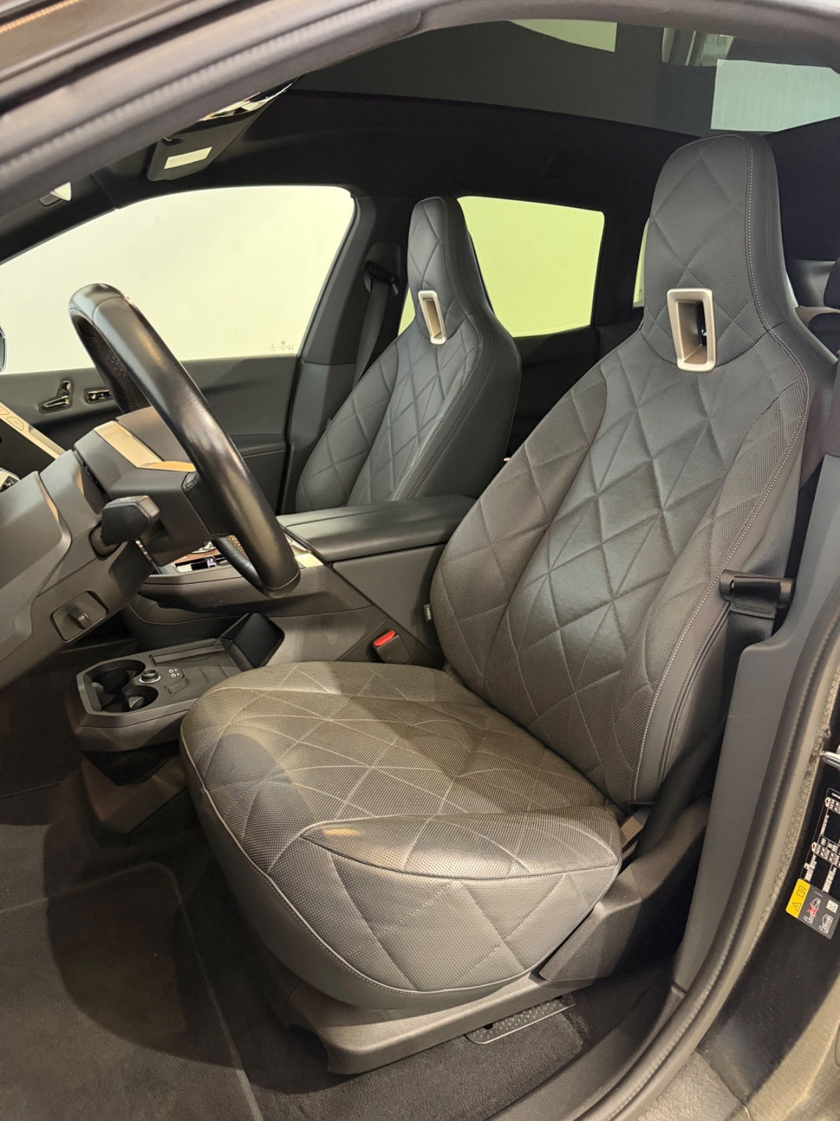 BMW iX xDrive40, 326hp, 2022