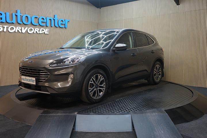 Grå Ford Kuga fra 2020