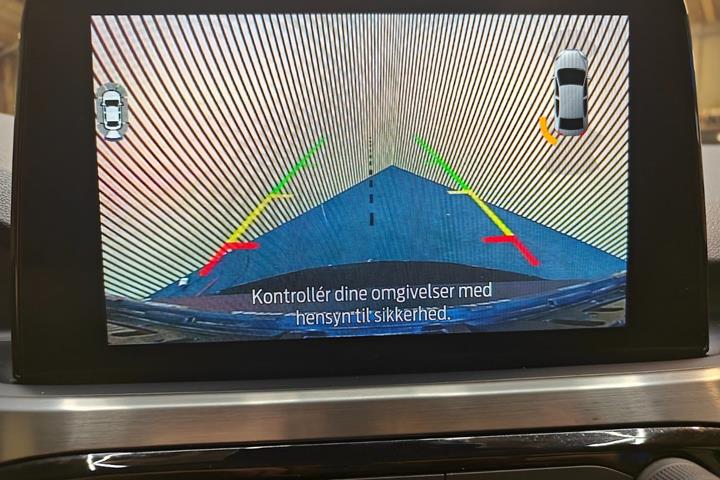 Grå Ford Kuga fra 2020