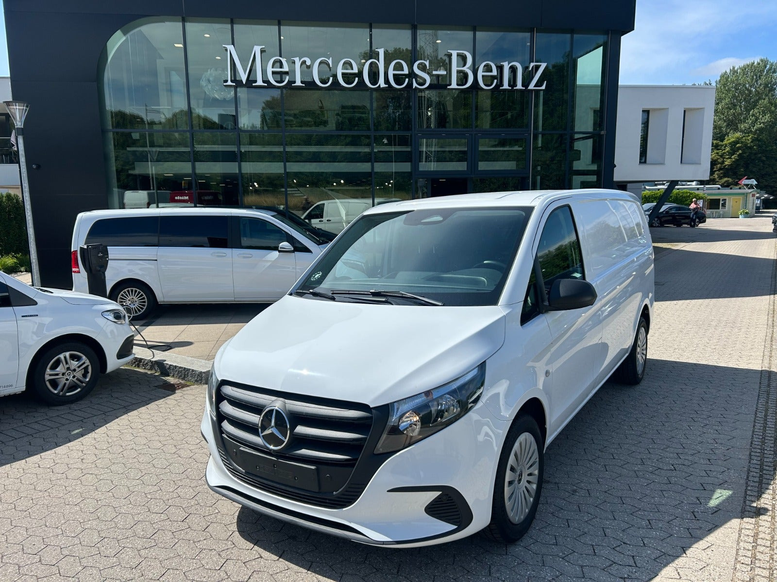 Mercedes Vito 114 2,0 CDi A2 Kassevogn PRO aut. RWD