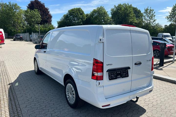 undefined Mercedes Vito 114 fra 2024