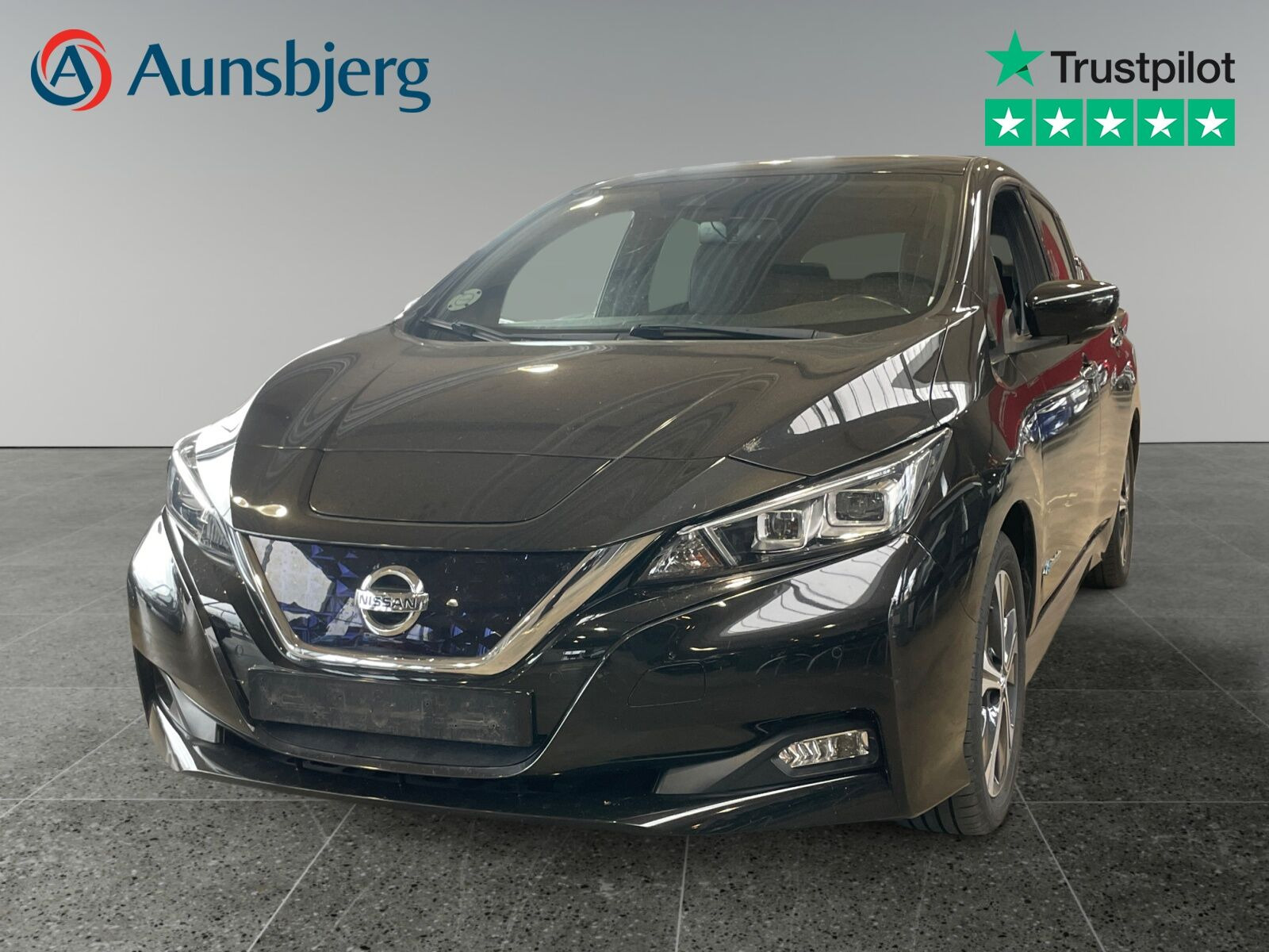 Sort Nissan Leaf fra 2020