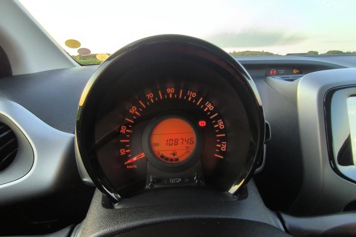 Grå Citroën C1 fra 2017