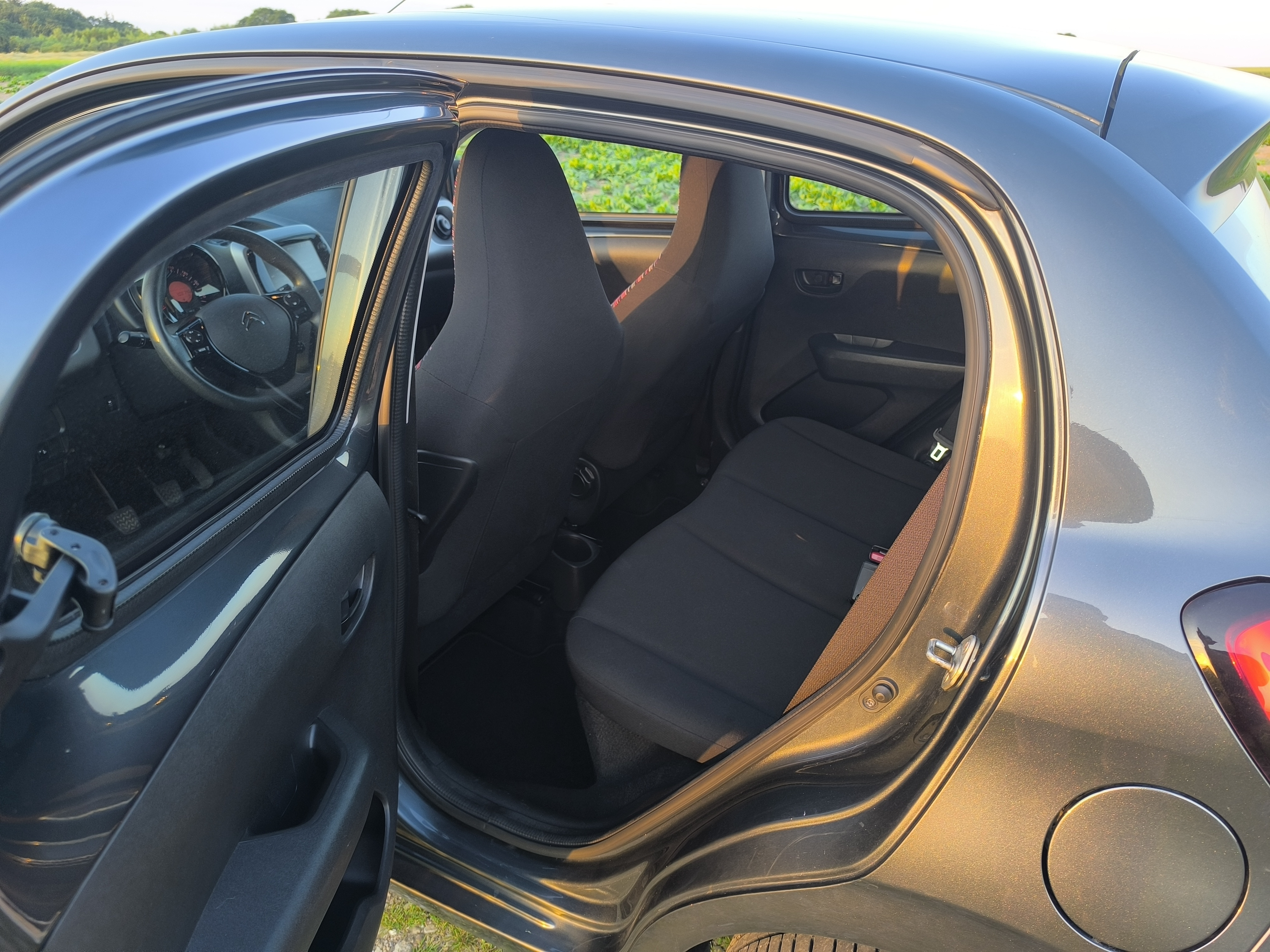 Grå Citroën C1 fra 2017