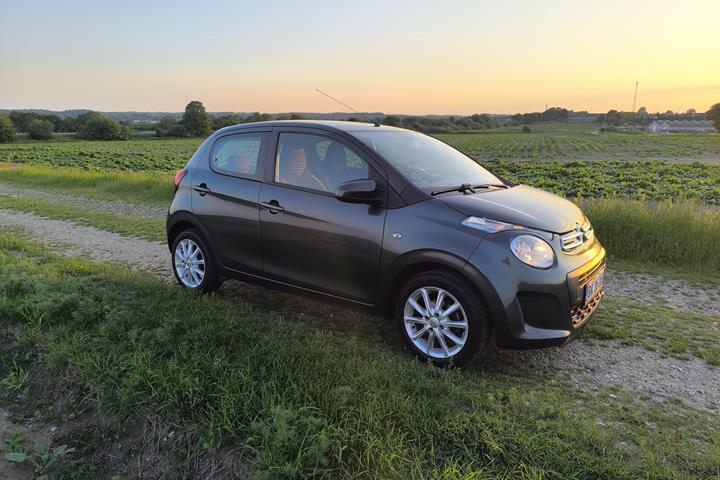 Grå Citroën C1 fra 2017