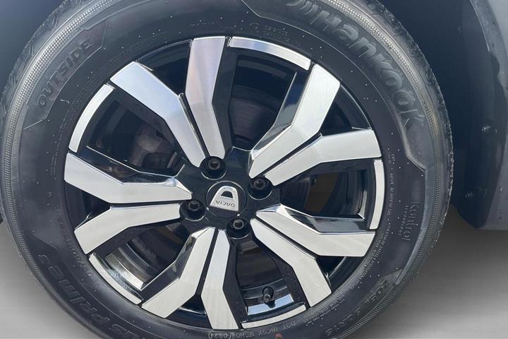 Beige Dacia Sandero Stepway fra 2021