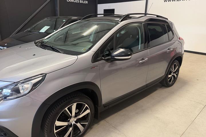 Sølv Peugeot 2008 fra 2018