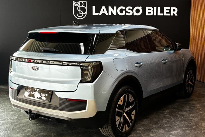 Blå Ford Explorer fra 2024