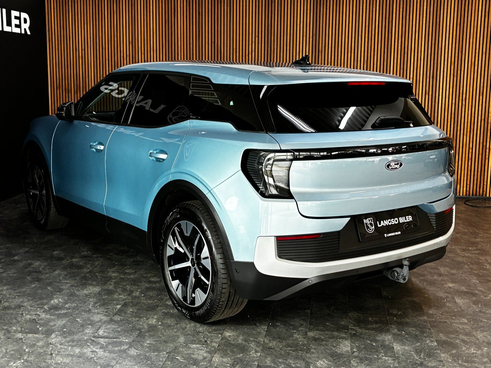 Blå Ford Explorer fra 2024