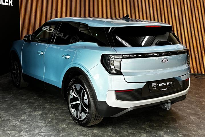 Blå Ford Explorer fra 2024
