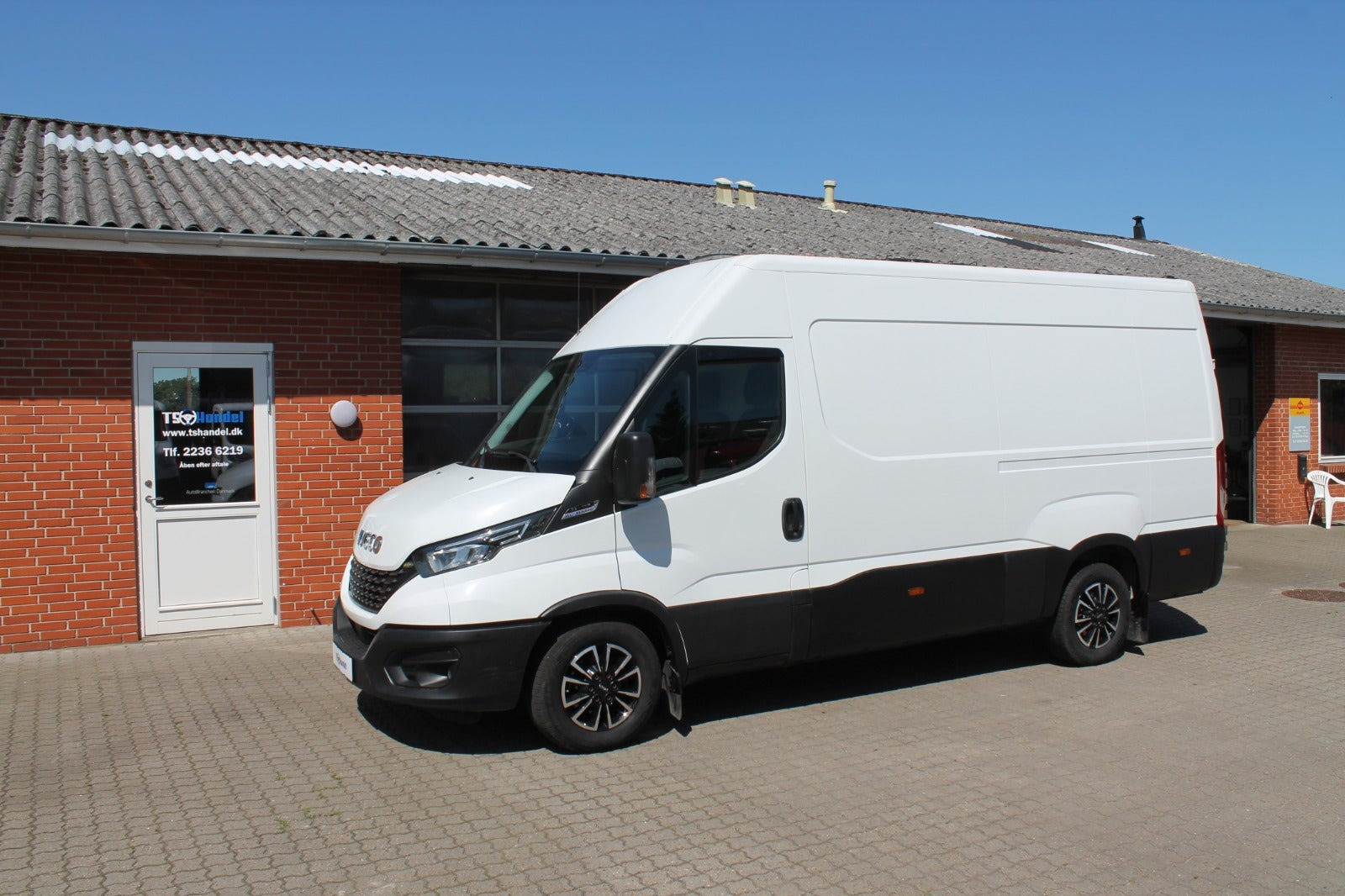 Iveco Daily 3,0 35S18 12m³ Van AG8