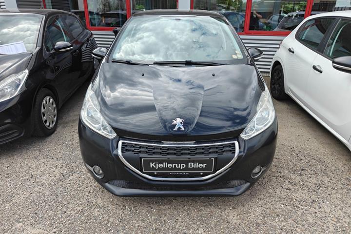 undefined Peugeot 208 fra 2012