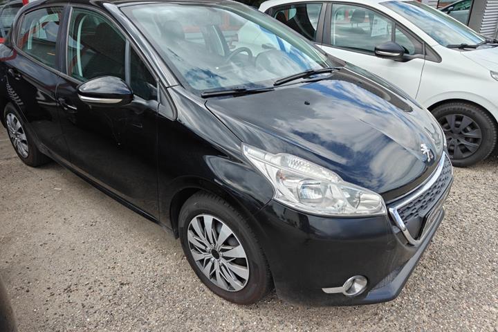 undefined Peugeot 208 fra 2012