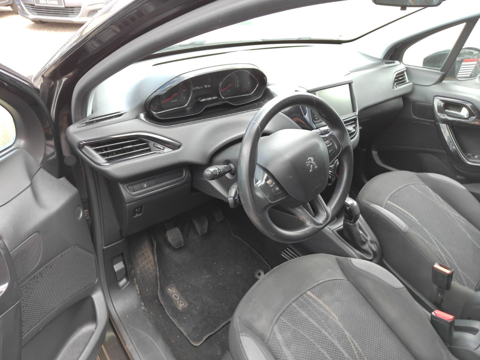 undefined Peugeot 208 fra 2012