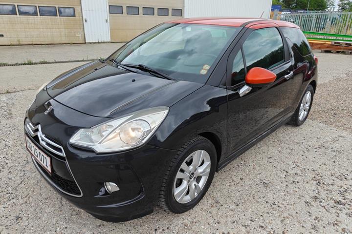 Gul Citroën DS3 fra 2011