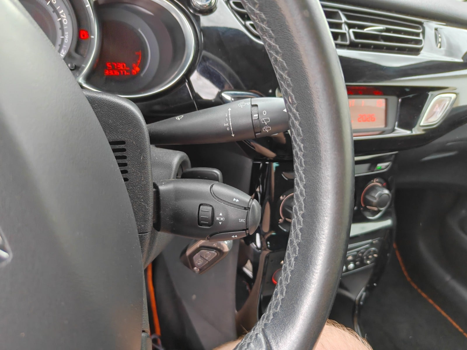 Gul Citroën DS3 fra 2011