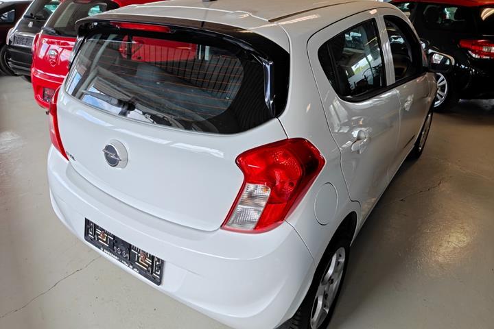 Gul Opel Karl fra 2016