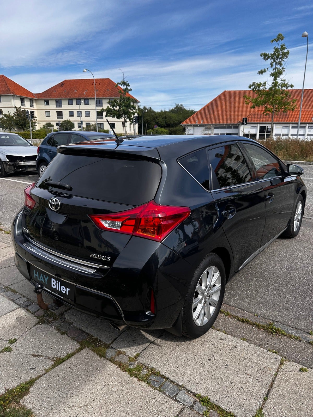 Grå Toyota Auris fra 2012