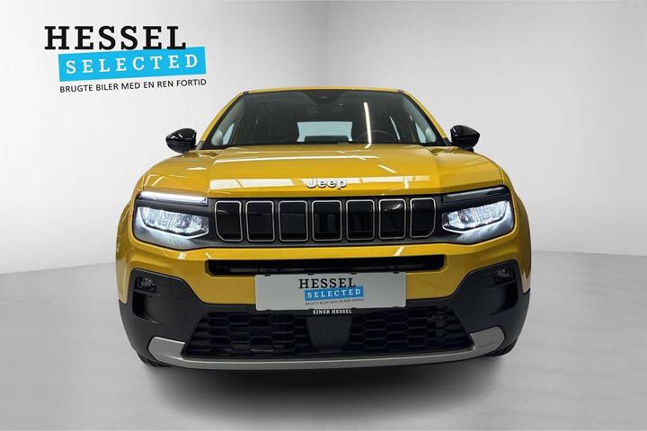 Gul Jeep Avenger fra 2025