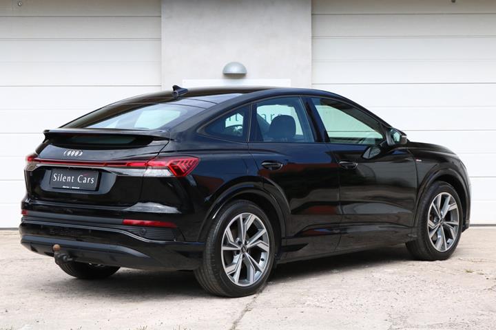 Sort Audi Q4 e-tron fra 2022