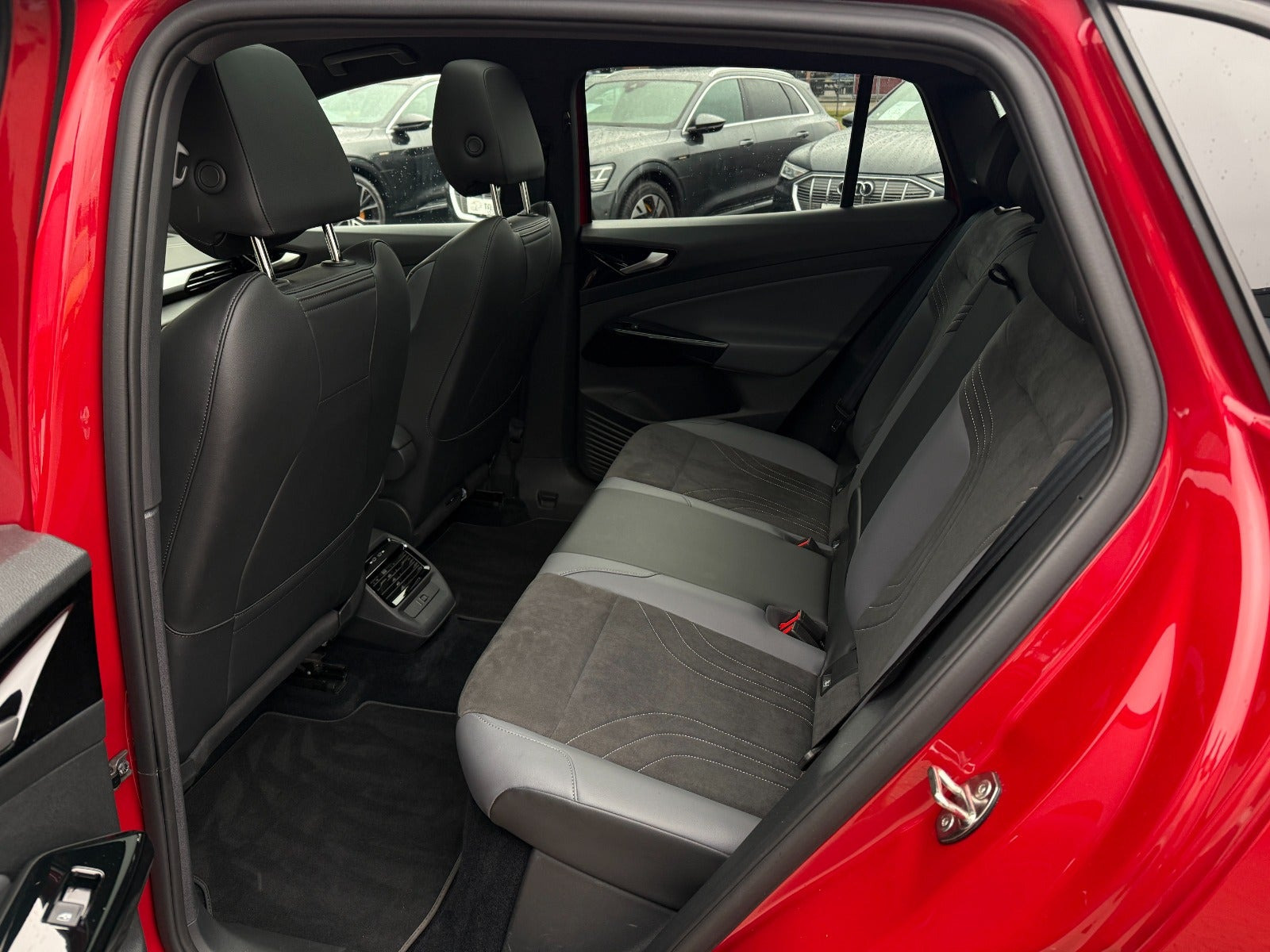 Rød VW ID.4 fra 2023