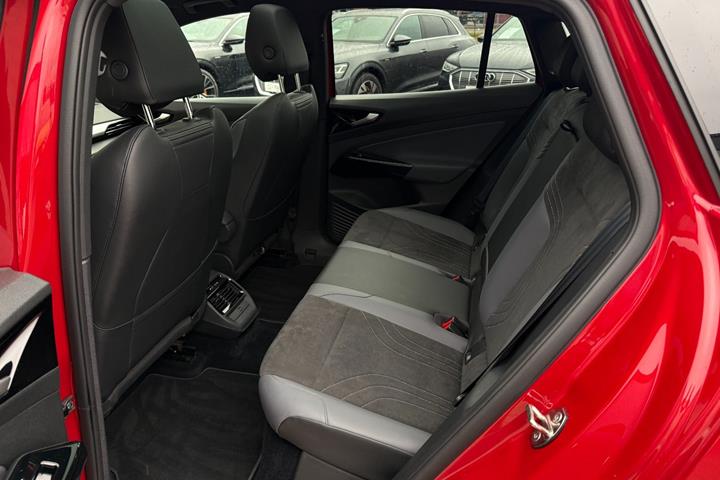 Rød VW ID.4 fra 2023