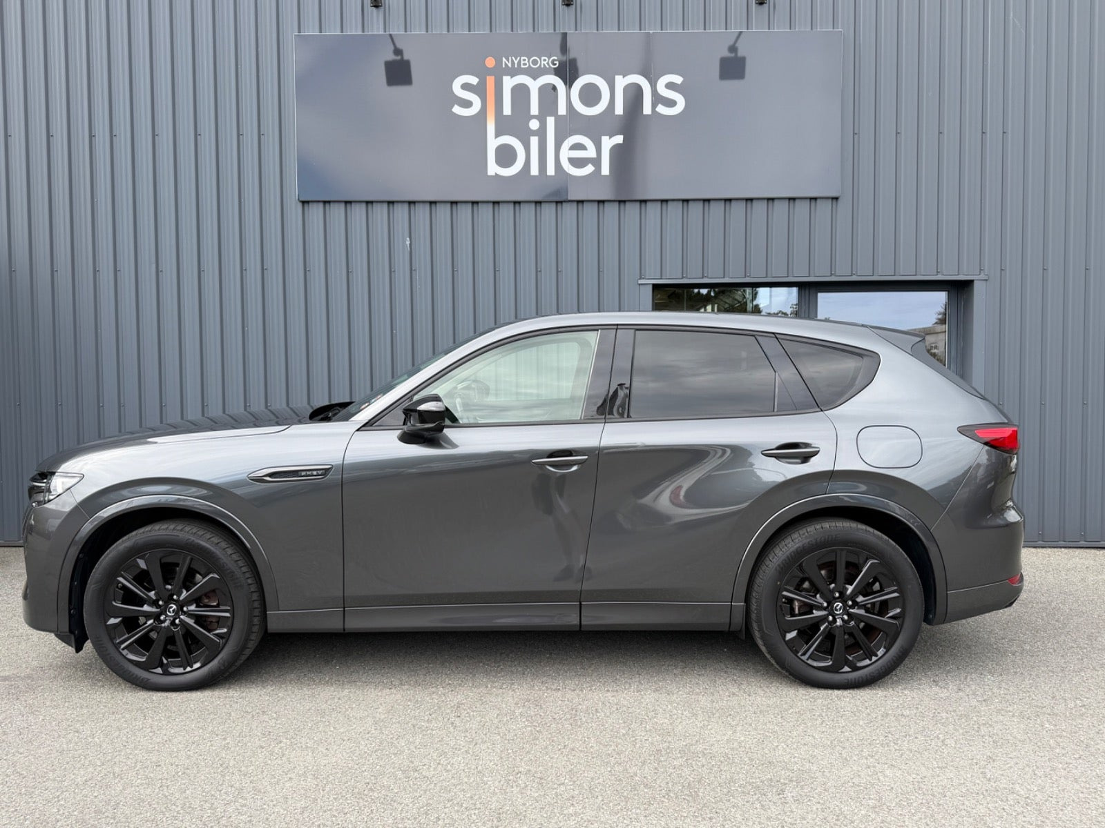 Grå Mazda CX-60 fra 2022