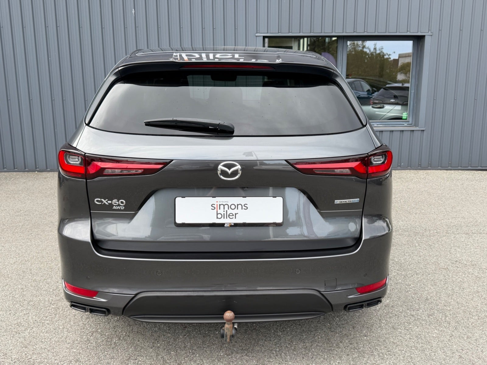 Grå Mazda CX-60 fra 2022