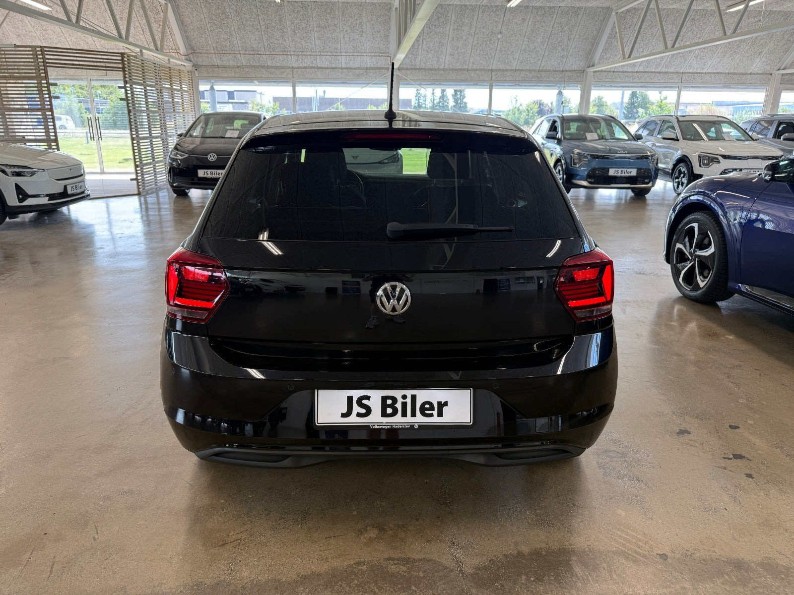 Sort VW Polo fra 2019