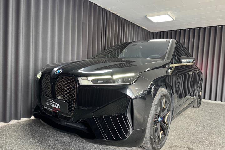 Bronze BMW iX fra 2023