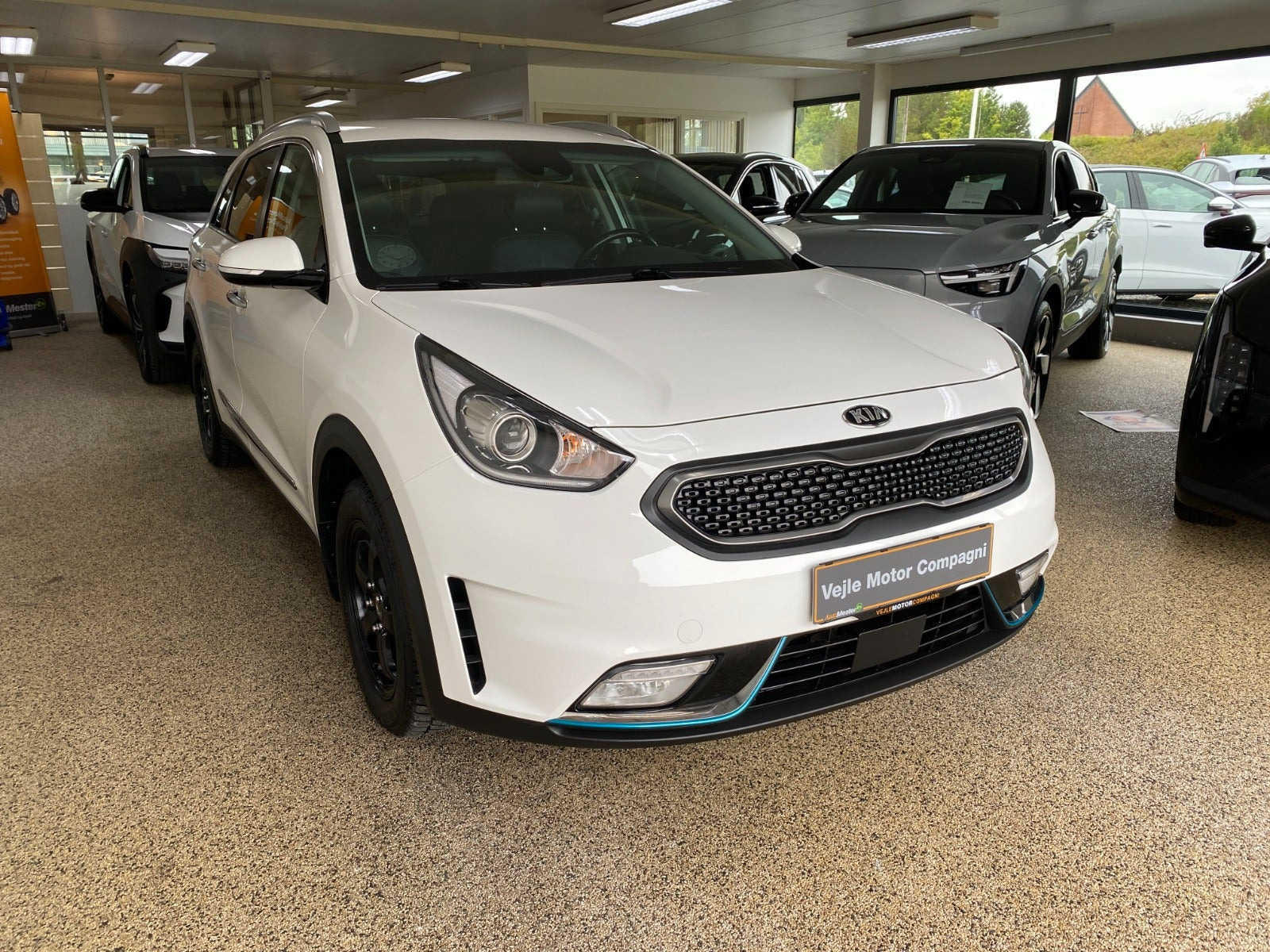 Hvid Kia Niro fra 2018