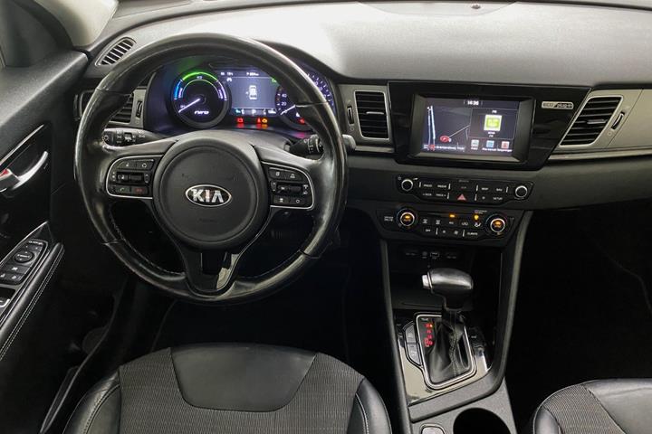 Hvid Kia Niro fra 2018