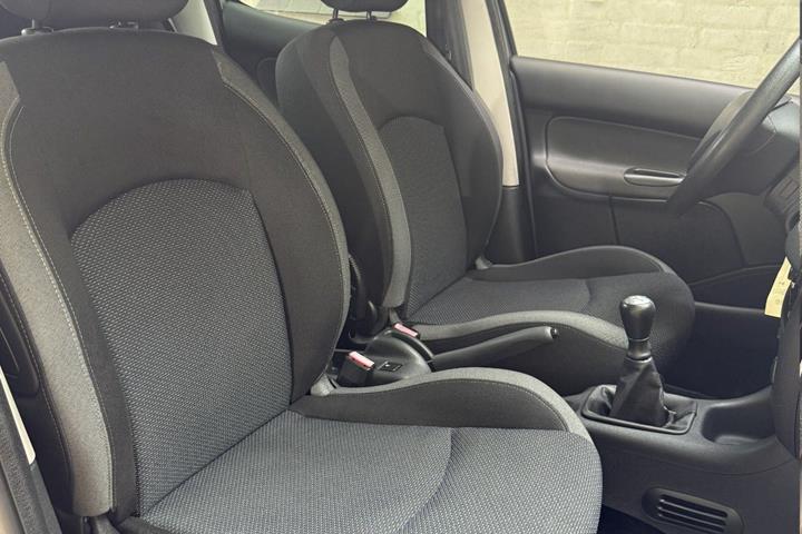 undefined Peugeot 206+ fra 2011