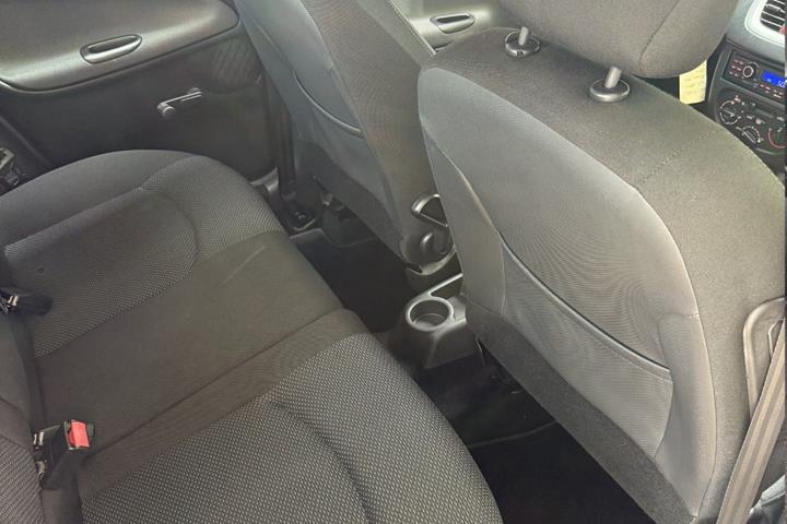undefined Peugeot 206+ fra 2011