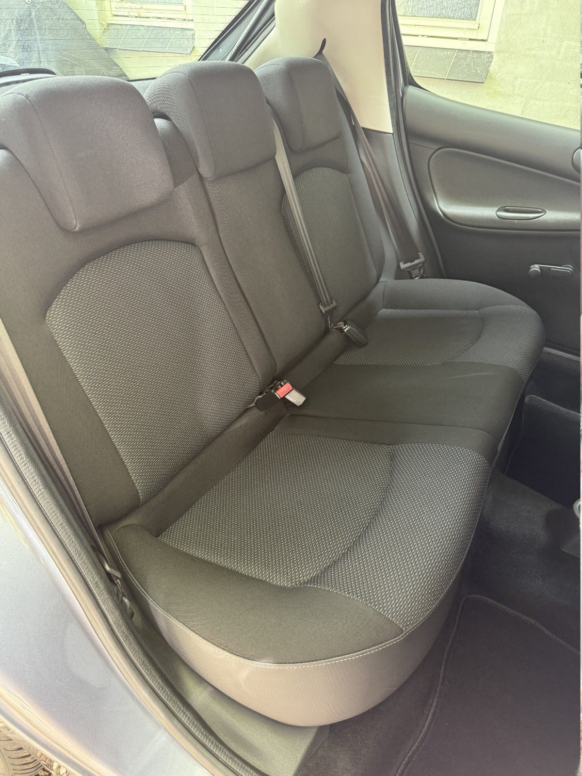 undefined Peugeot 206+ fra 2011