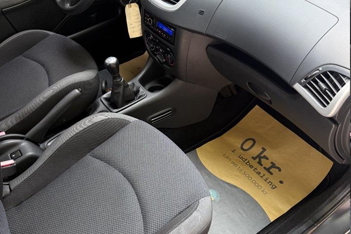 undefined Peugeot 206+ fra 2011