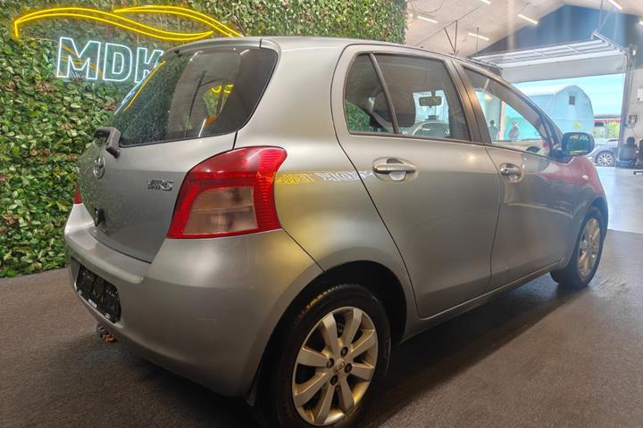 undefined Toyota Yaris fra 2006