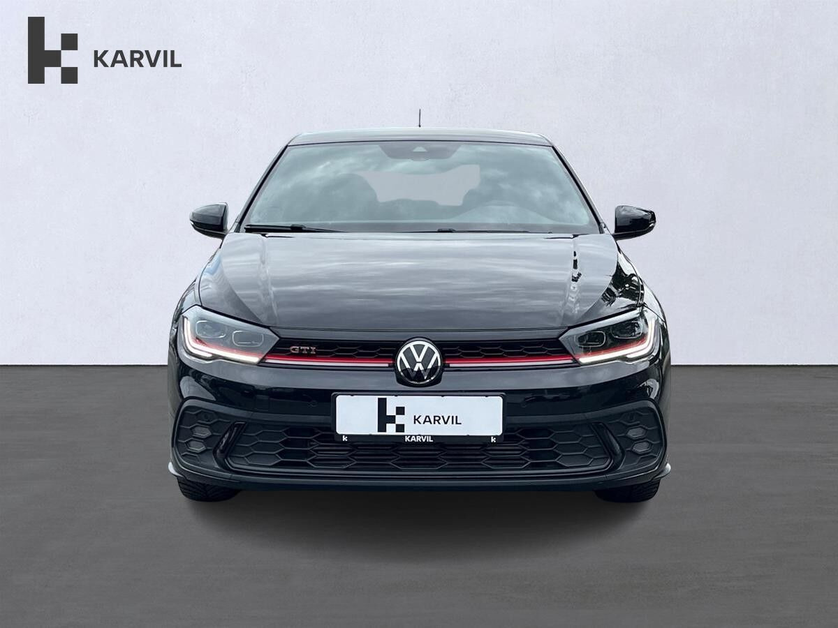 Sort VW Polo fra 2023