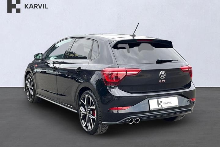Sort VW Polo fra 2023