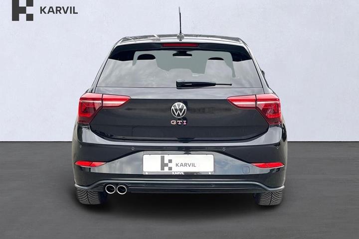 Sort VW Polo fra 2023