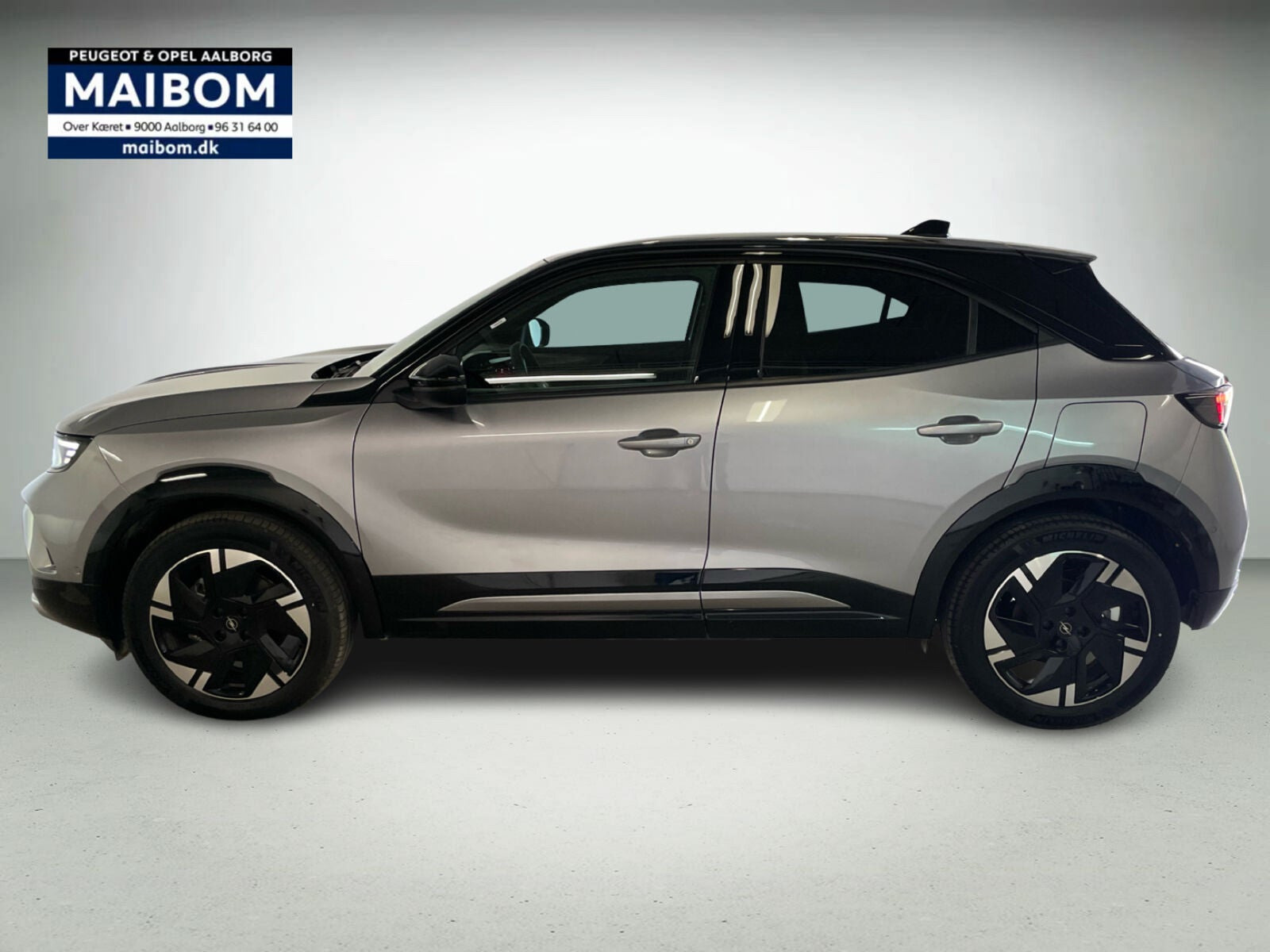 Sølv Opel Mokka-e fra 2024