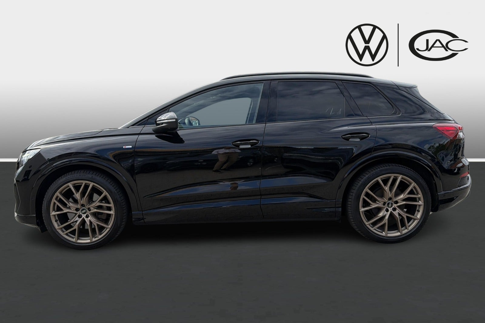Bronze Audi Q4 e-tron fra 2025