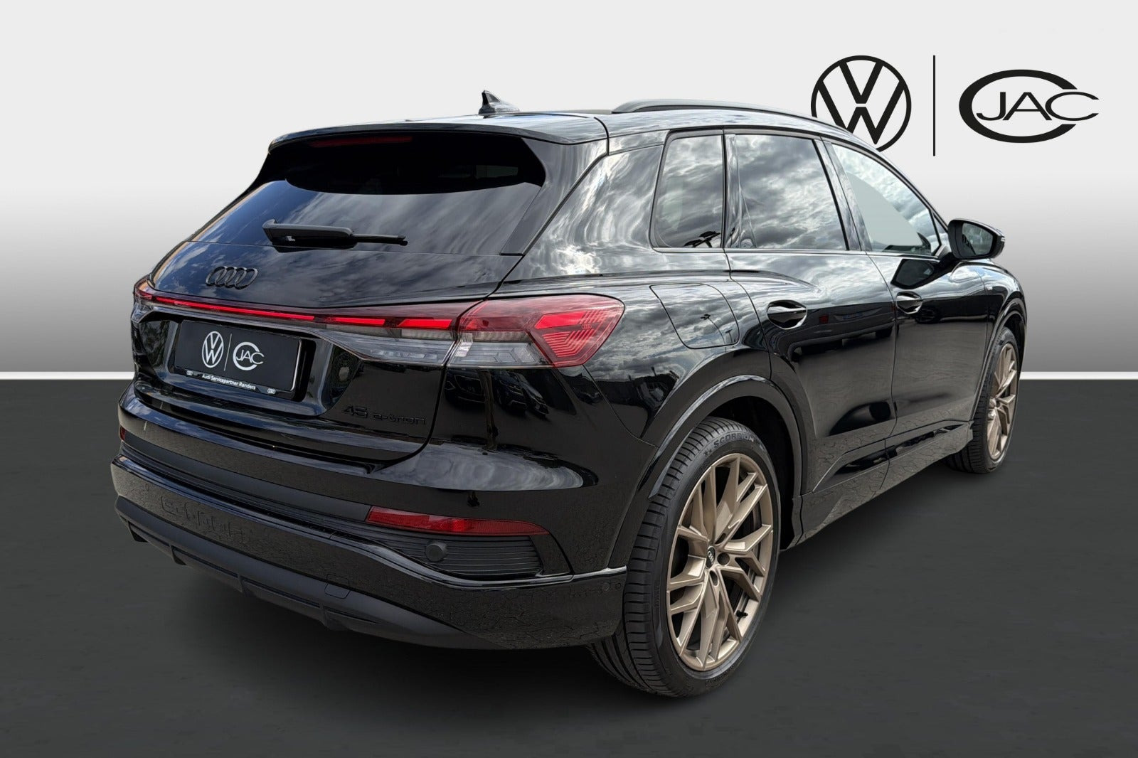 Bronze Audi Q4 e-tron fra 2025
