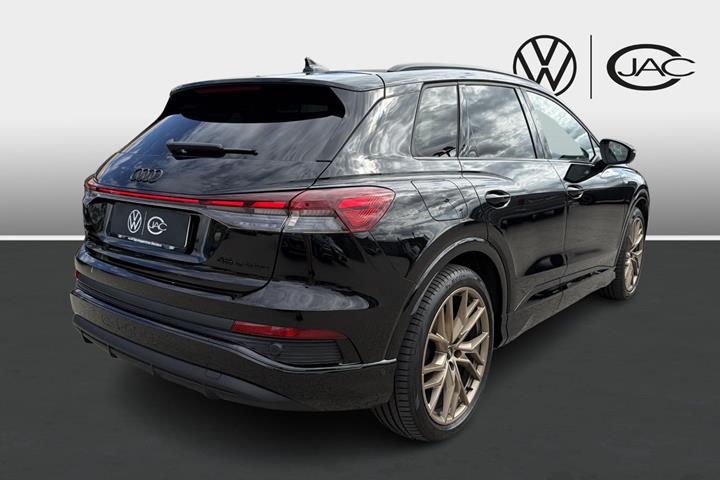 Bronze Audi Q4 e-tron fra 2025